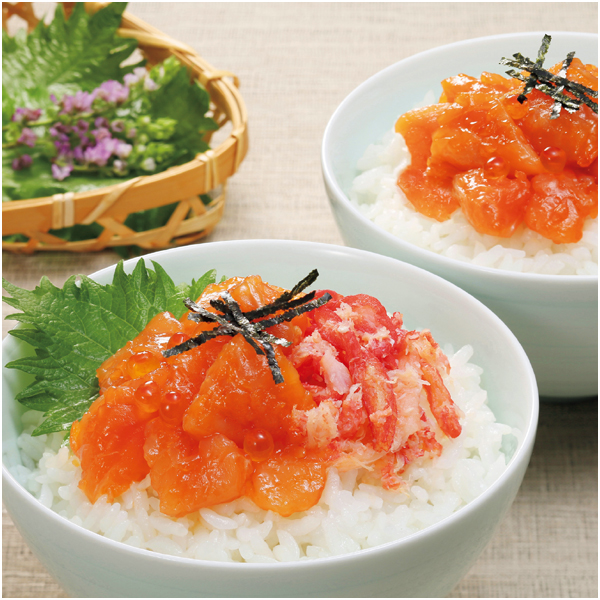 送料込 【佐藤水産】 鮭ルイベ漬海鮮丼2種5食入りの商品画像 (2)